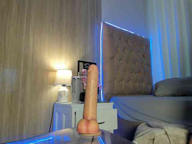 maddyluxe webcam