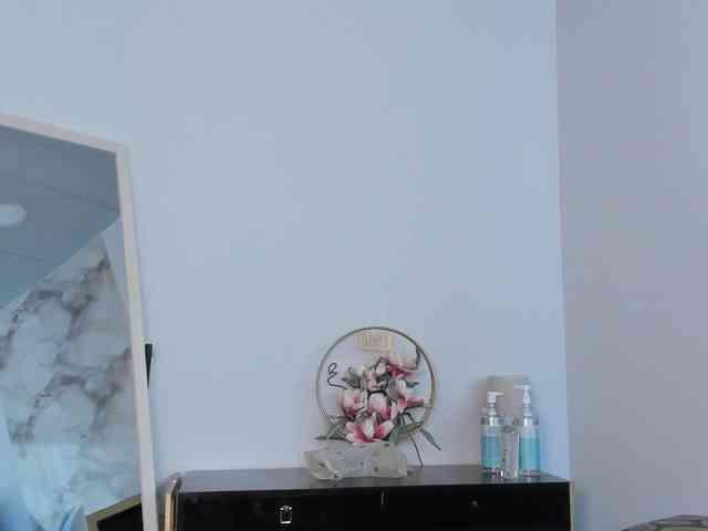maddyluxe webcam