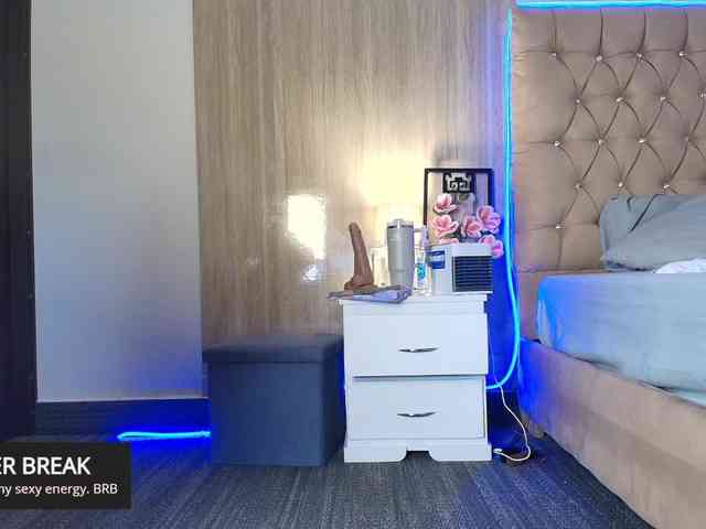 maddyluxe webcam