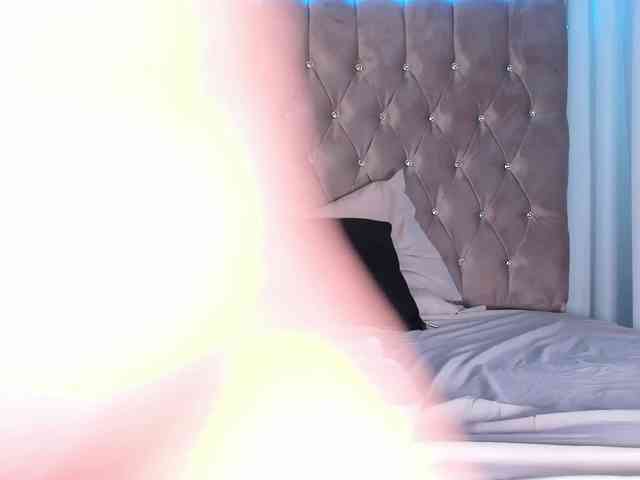 maddyluxe webcam