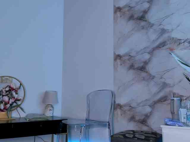 maddyluxe webcam