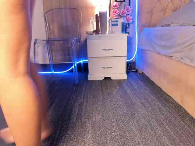 maddyluxe webcam