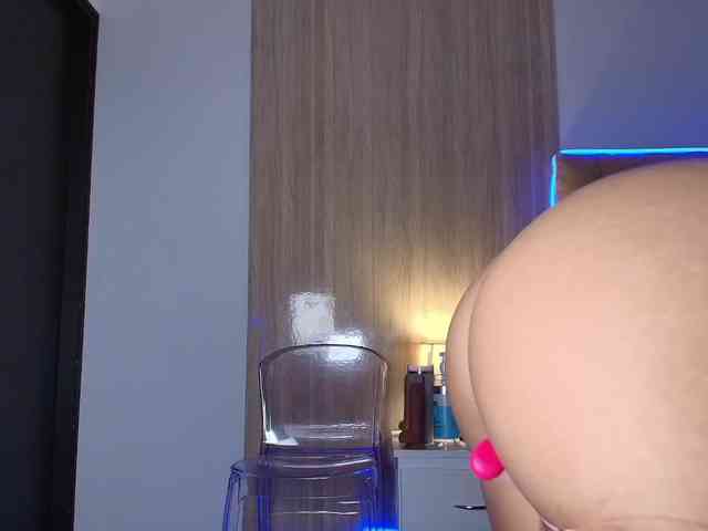 maddyluxe webcam