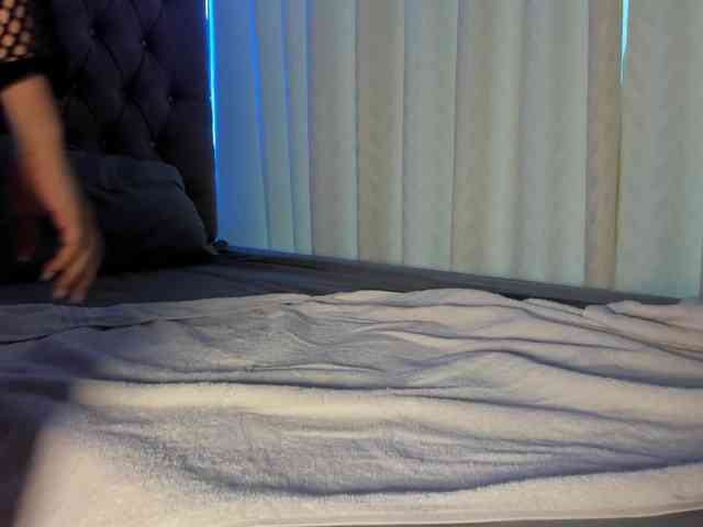 maddyluxe webcam