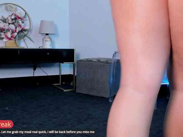 maddyluxe webcam