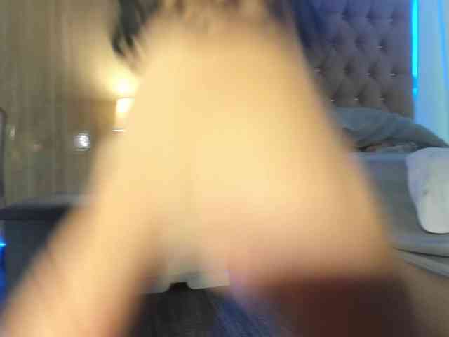 maddyluxe webcam