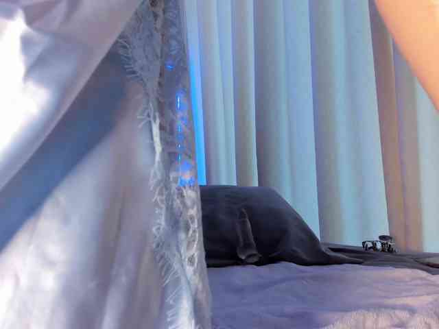 maddyluxe webcam
