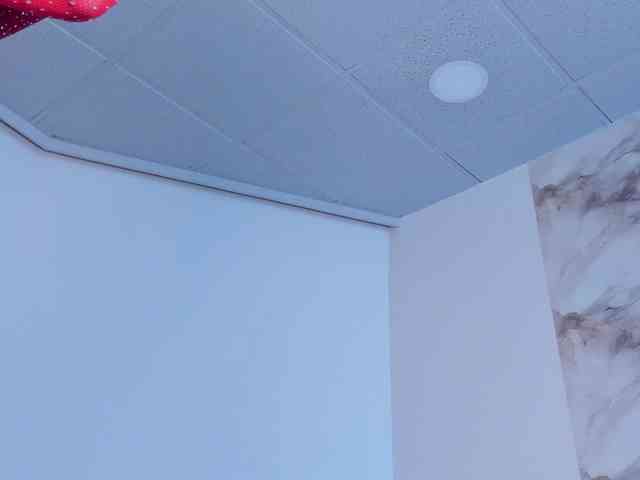 maddyluxe webcam