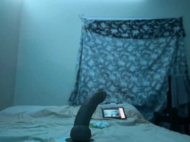 Fuckmyassg00d live cam preview