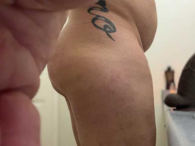 Fuckmyassg00d live cam