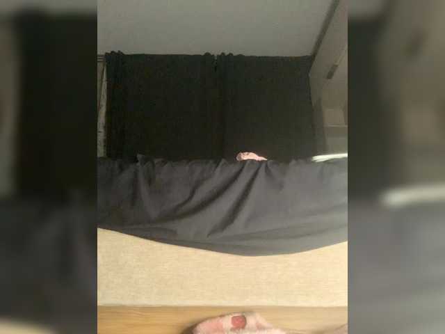 EmmaWise2211 live cam on BongaCams
