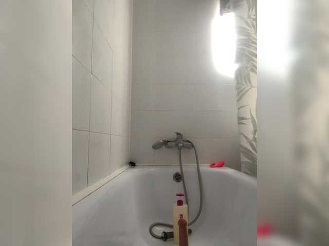 EmmaWise2211