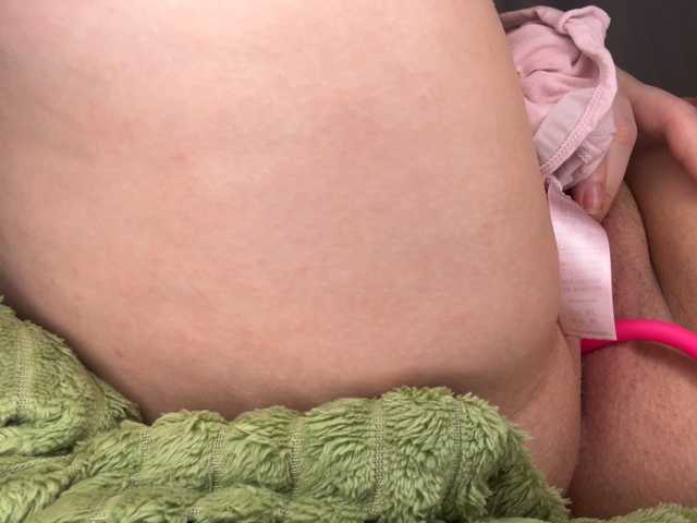 EmmaWise2211 live cam on BongaCams