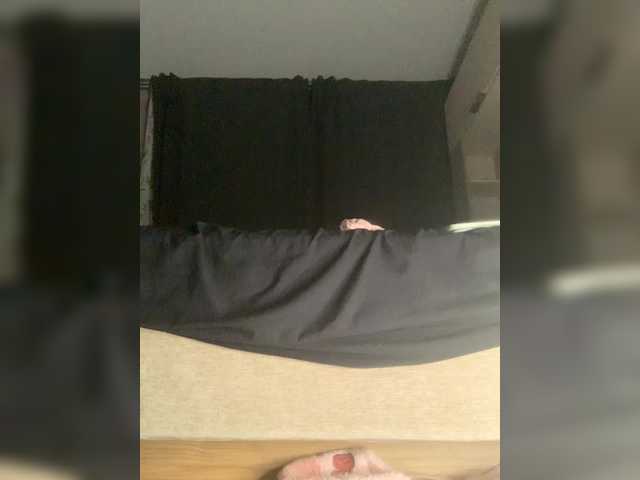 EmmaWise2211 live cam on BongaCams