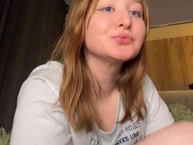 CherryBerry123 webcam