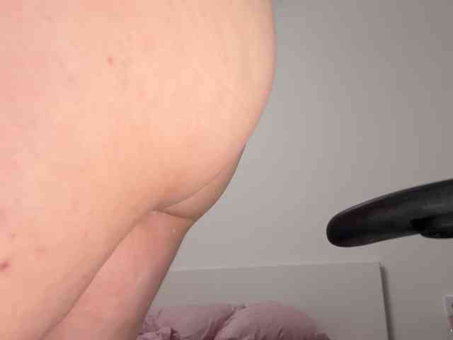 CherryBerry1234 webcam