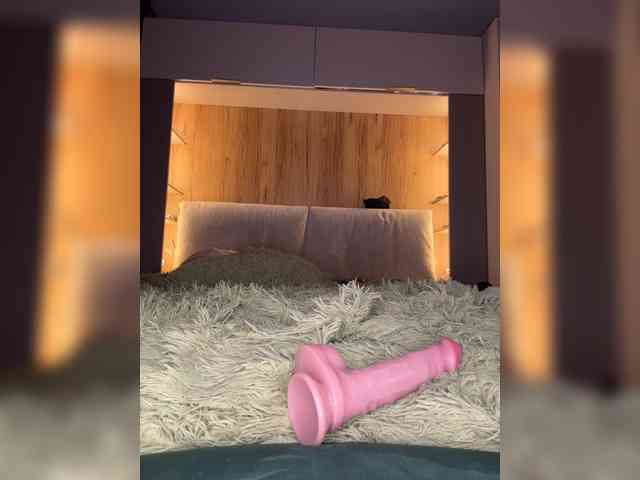 CherryBerry123 webcam