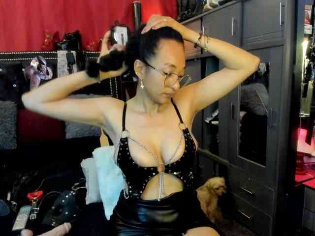 Ameliemartinez webcam