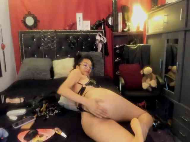 Ameliemartinez webcam