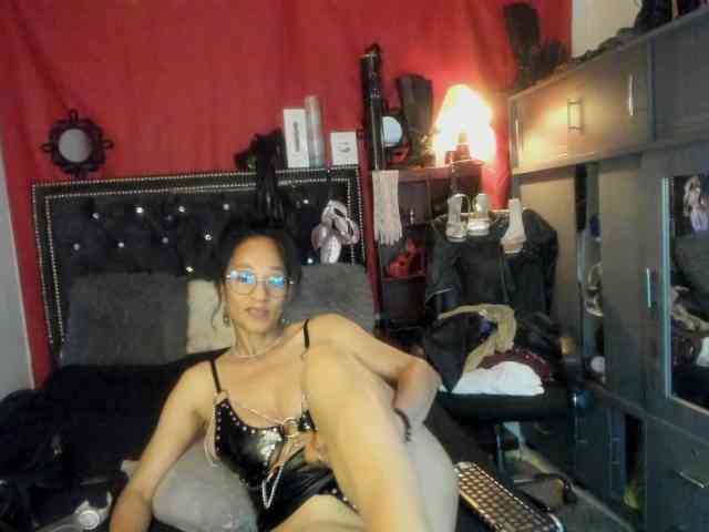 Ameliemartinez webcam
