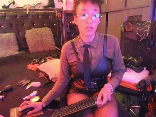 Ameliemartinez webcam