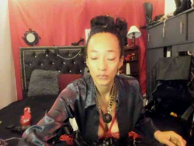 Ameliemartinez webcam