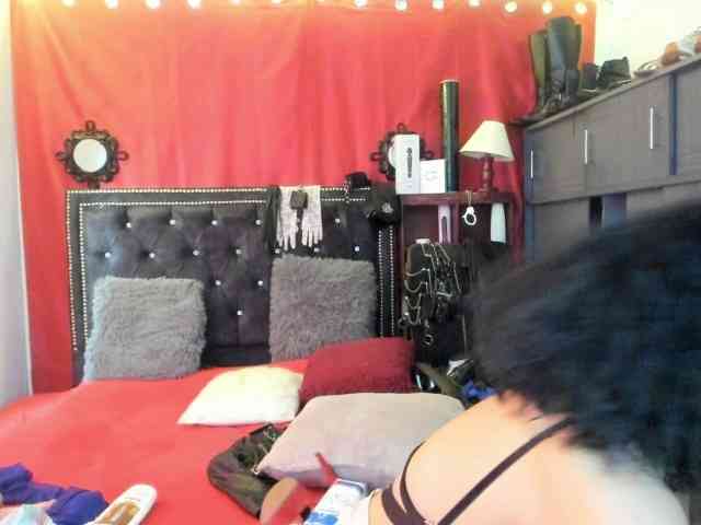 Ameliemartinez webcam