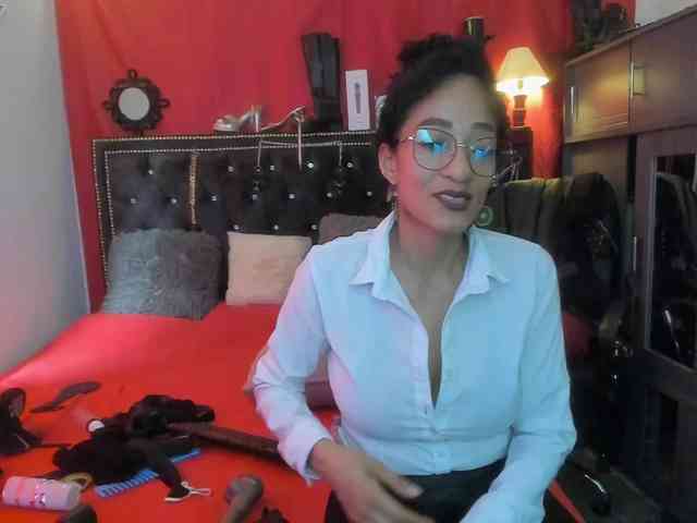 Ameliemartinez webcam