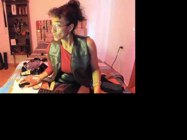Ameliemartinez webcam