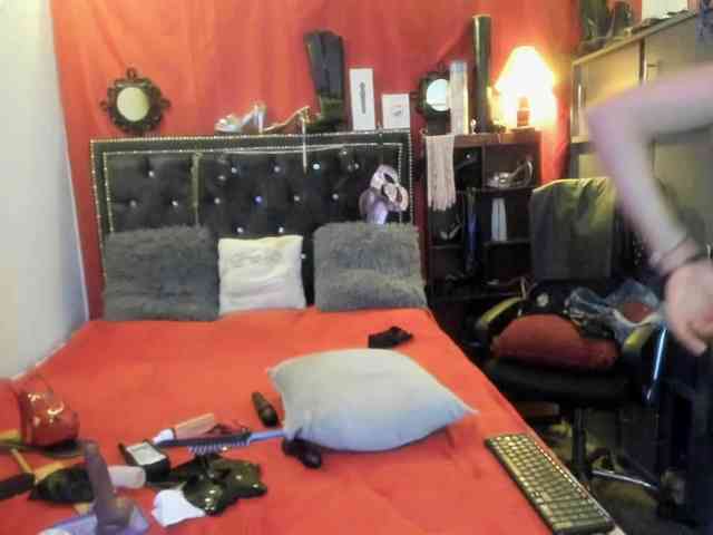 Ameliemartinez webcam