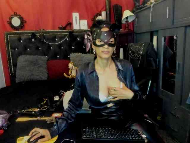 Ameliemartinez webcam