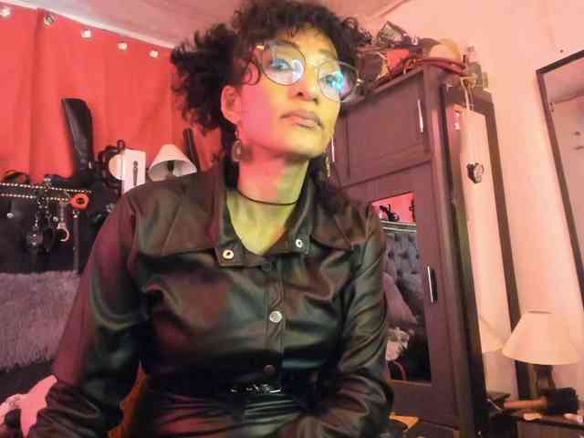 Ameliemartinez webcam