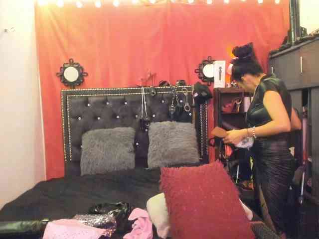 Ameliemartinez webcam