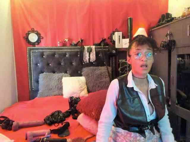 Ameliemartinez webcam