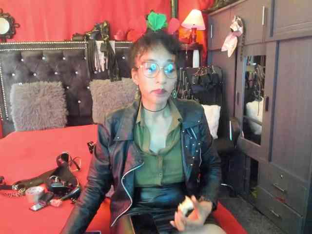 Ameliemartinez webcam