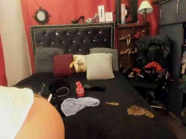 Ameliemartinez webcam