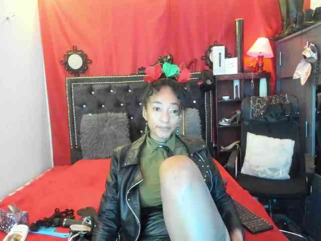 Ameliemartinez webcam