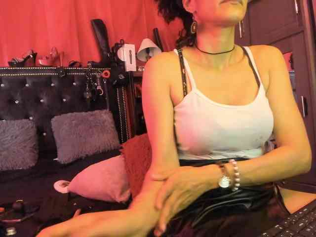 Ameliemartinez webcam