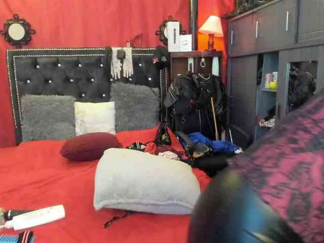 Ameliemartinez webcam