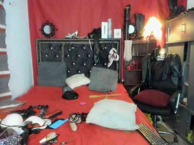 Ameliemartinez webcam