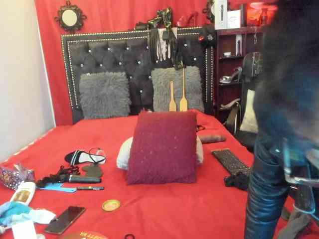 Ameliemartinez webcam