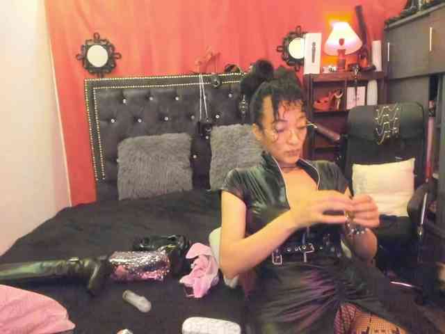 Ameliemartinez webcam