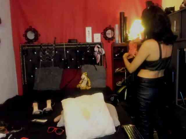Ameliemartinez webcam