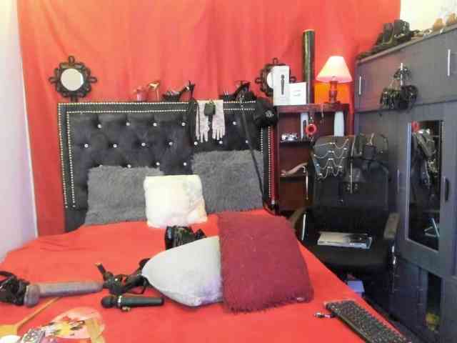 Ameliemartinez webcam