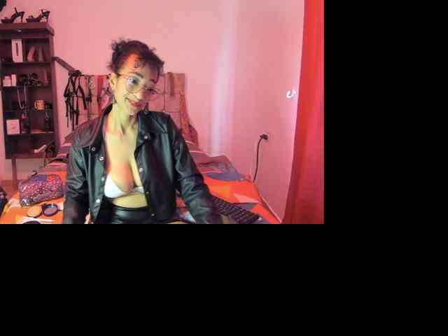 Ameliemartinez webcam