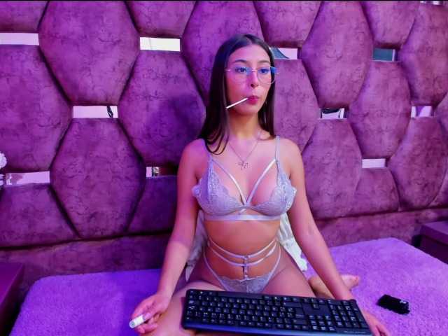 VannesaSweett live webcam show