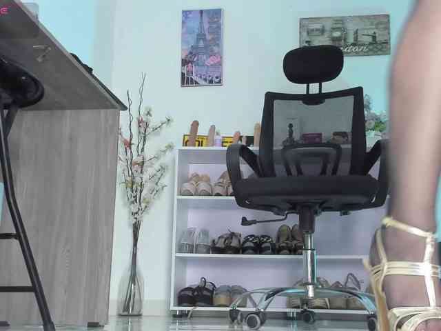 AlexiaSilver webcam
