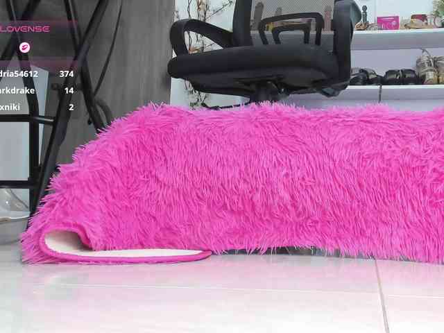 AlexiaSilver webcam