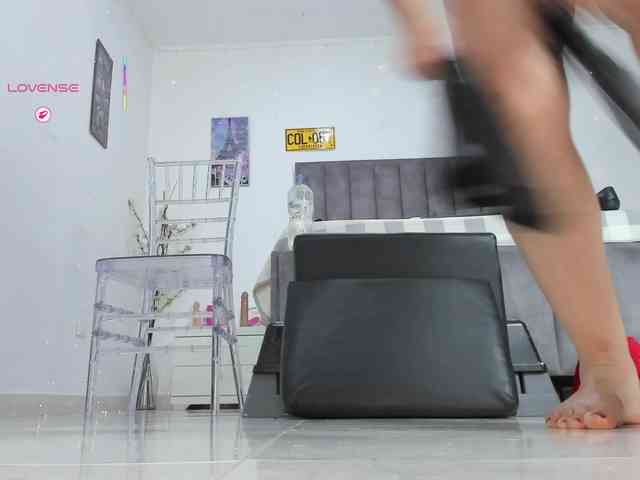 AlexiaSilver webcam