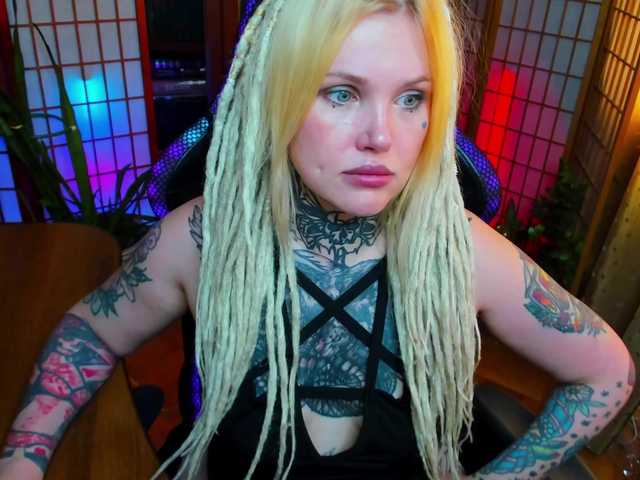 sansevieria live cam on BongaCams